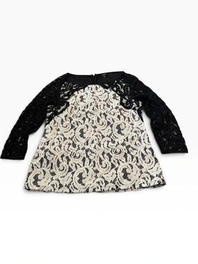 Ann Taylor black & white lace blouse size small petite